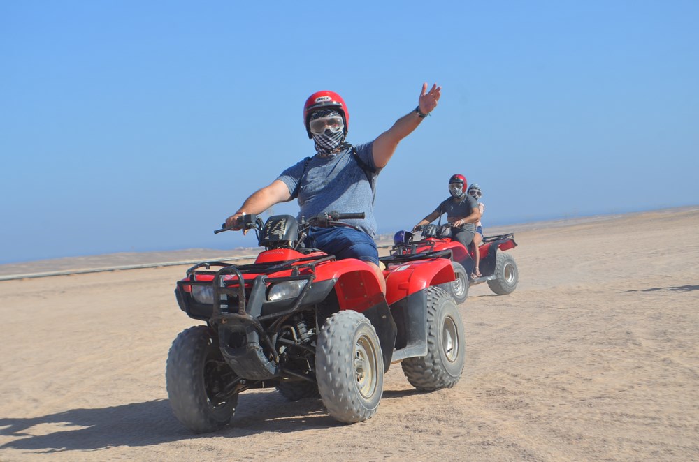 ATV desert safari Egipt