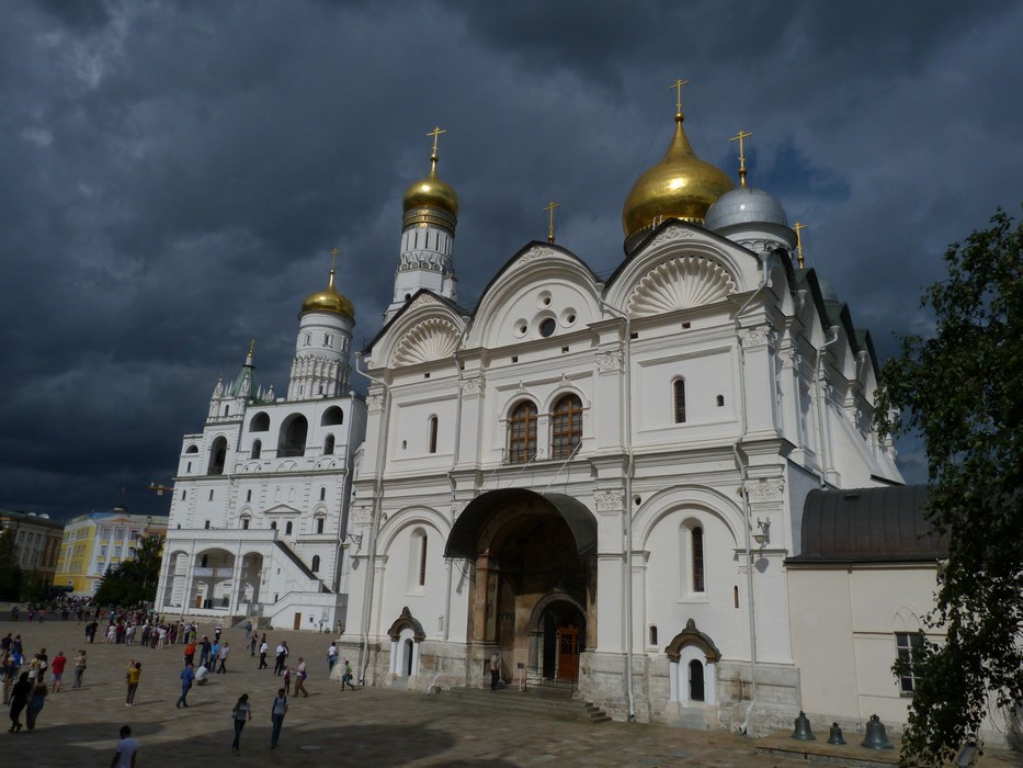 Biserici Kremlin