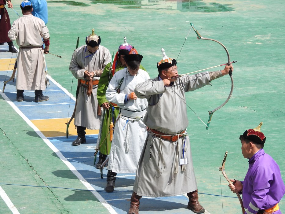Tras cu arcul Mongolia