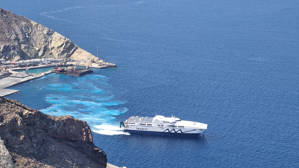 Santorini ferry