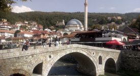 Podul si Moscheea Sinan Pasa Prizren