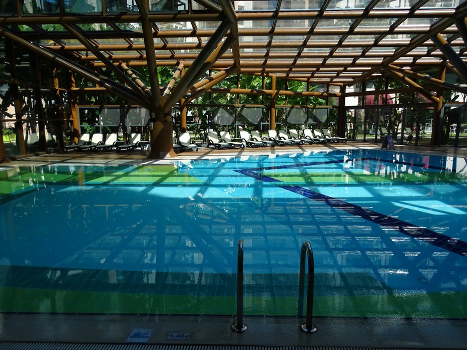 Piscina acoperita Mardan Palace