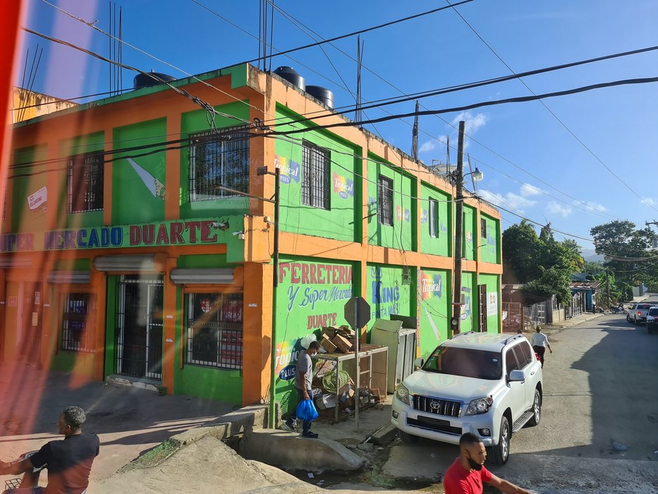 case colorate in Republica Dominicana