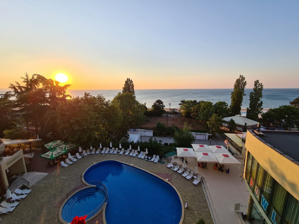 Rasarit de soare Palm Beach Hotel