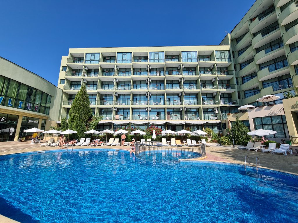 Palm Beach Hotel