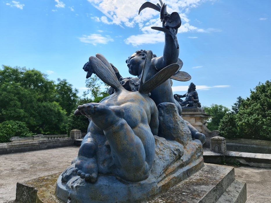 Statuie frantuzeasca