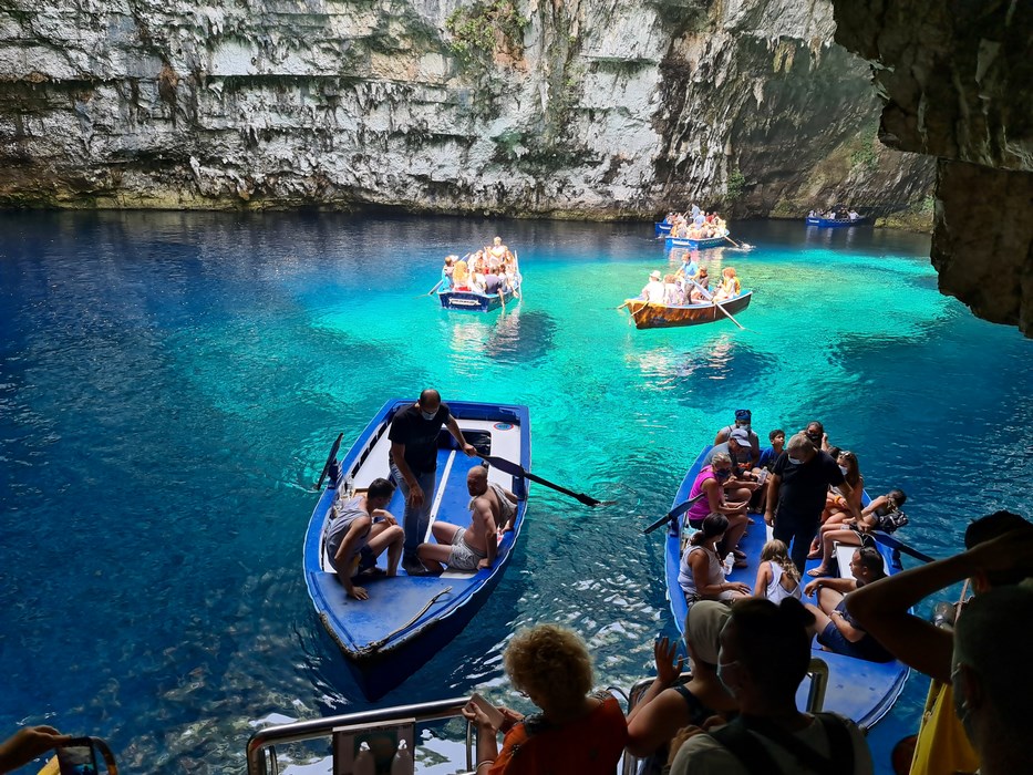 Barci Melissani