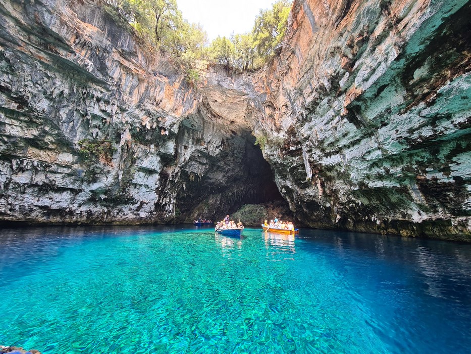 Lacul Melissani