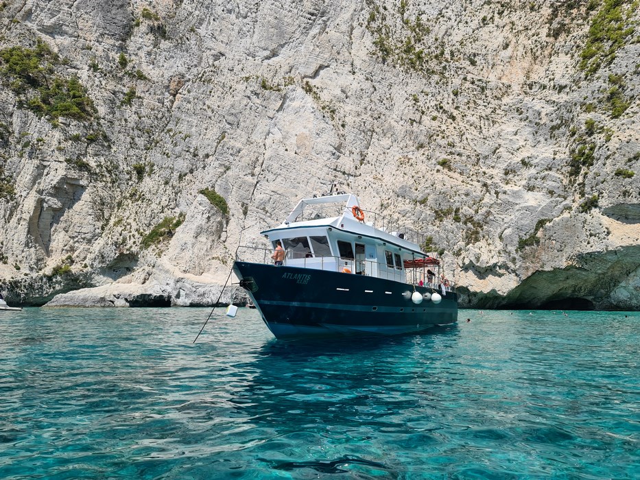 Inchirieri barci Zakynthos
