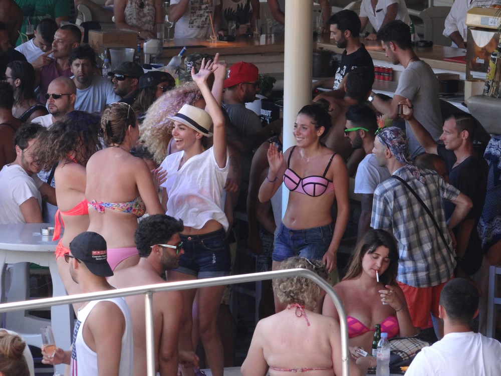 Club in Mykonos