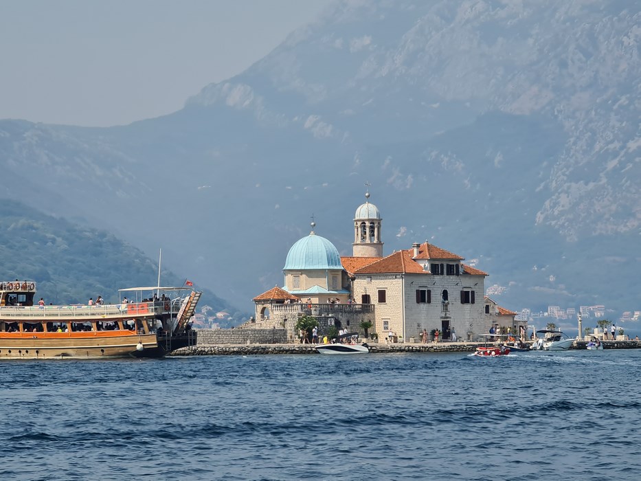 Biserica Perast