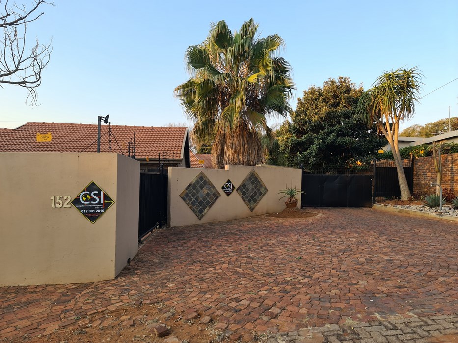 Case fortificate Africa de Sud