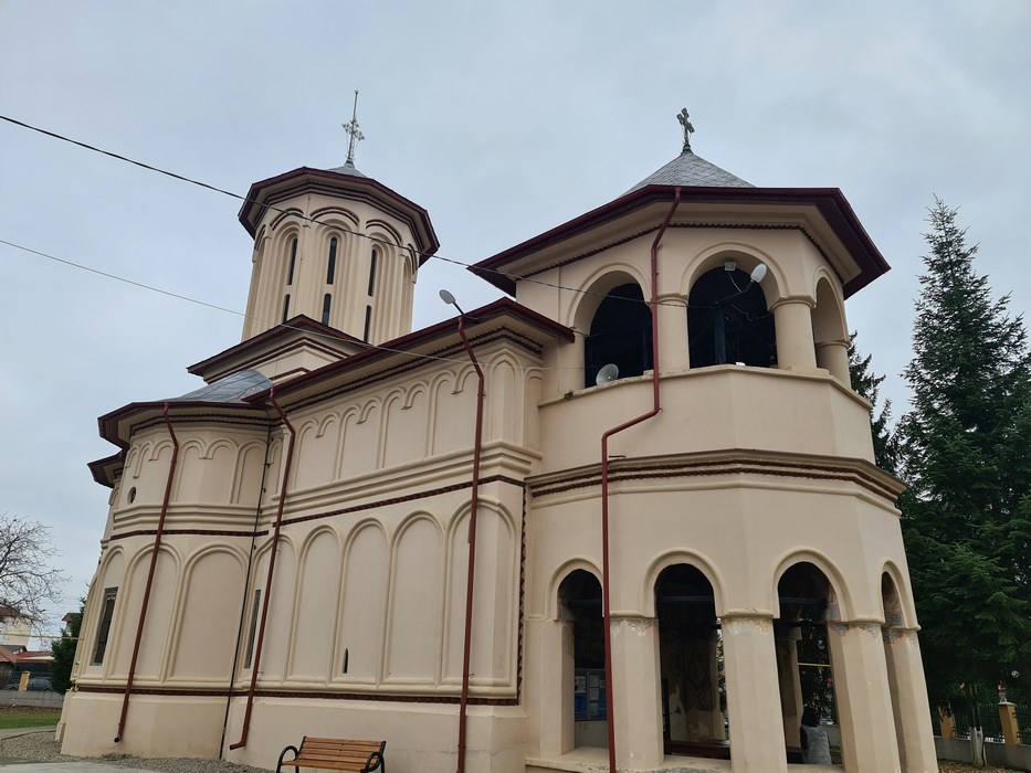 Biserica Filipestii de Padure