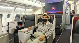 . Business class Turkish Airlines