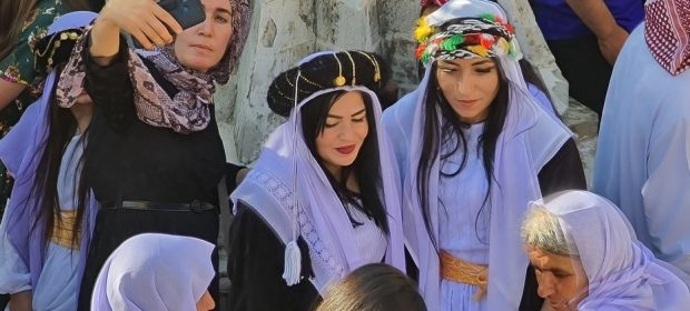 Femei yazidi