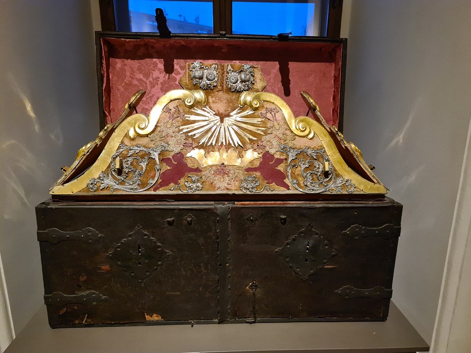 Altar catolic mobil razboi