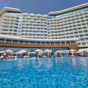 Hampton by Hilton Marjan Island