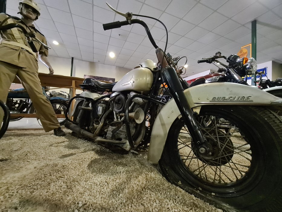Harley Davidson arhiepiscopul Makarios