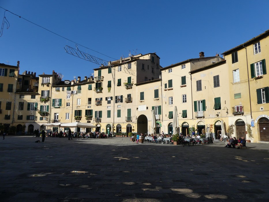 Piata centrala Lucca