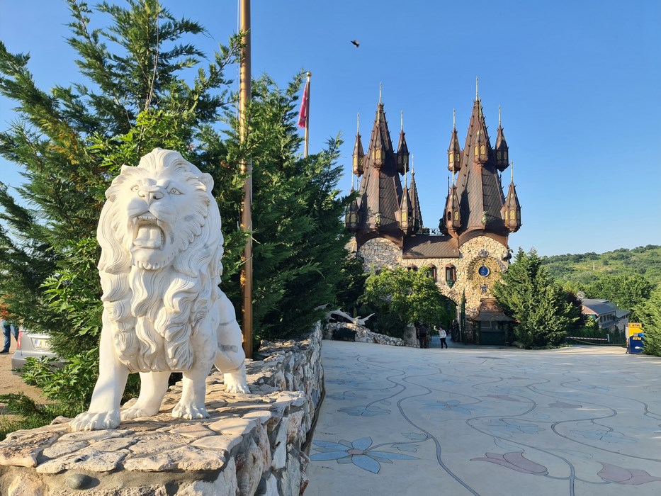 Leu Ravadinovo