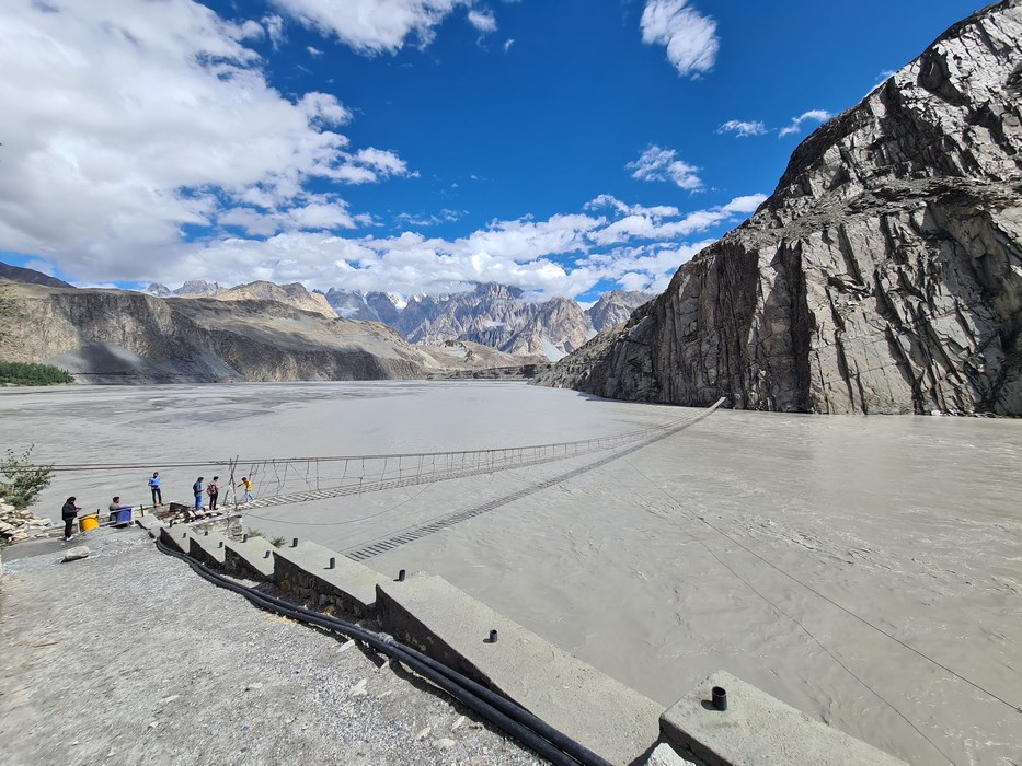 Hossein Bridge