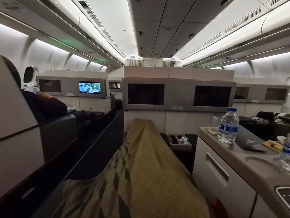 Pled business class Turkish Airlines