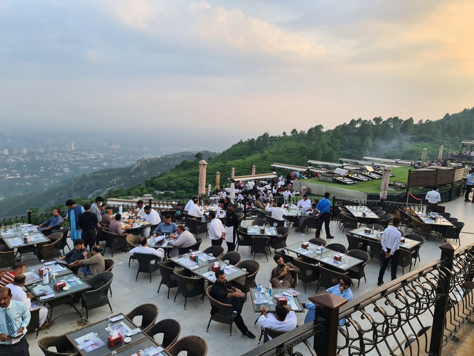 Restaurant Monal