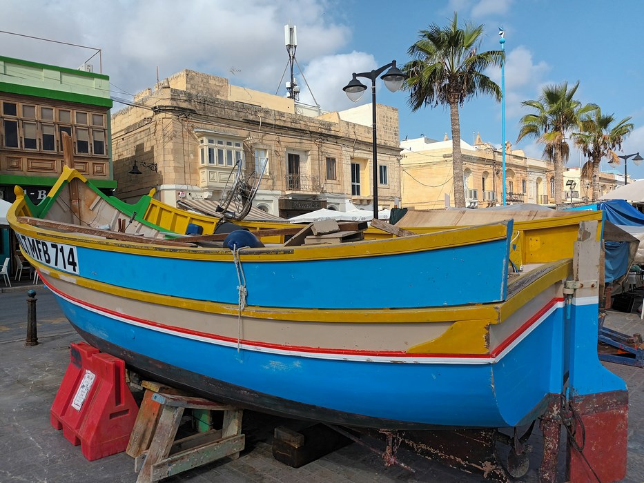 Marsaxlokk luzzu