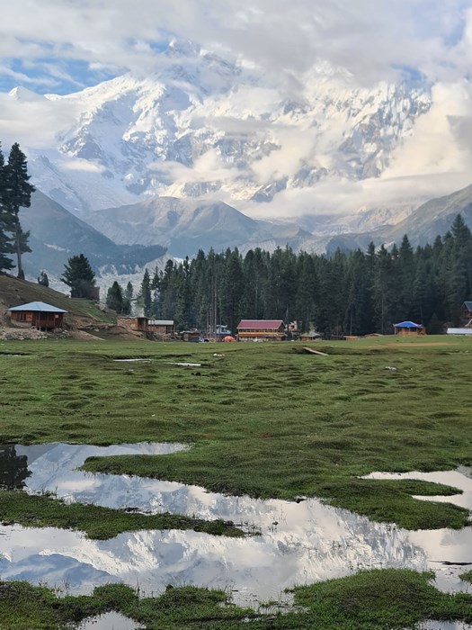 Nanga Parbat in lac
