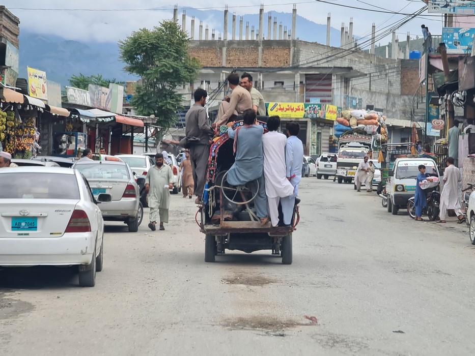 Public bus Pakistan