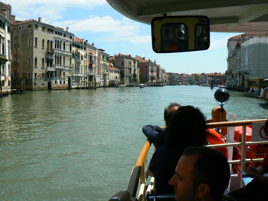 Canale Grande pe vaporetto