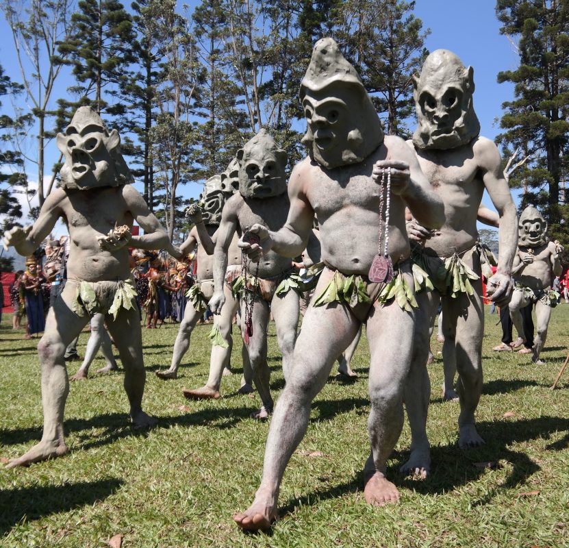 Triburi Papua Noua Guinee