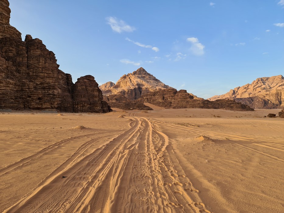 Wadi Rum Iordania desert