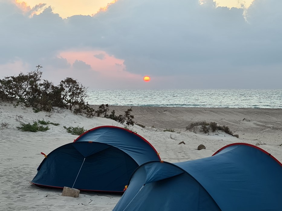 Omaq beach camping Socotra
