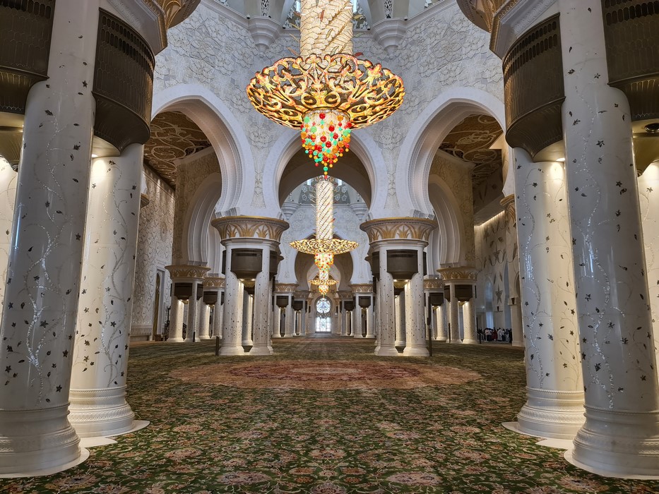 . Interior moschee Abu Dhabi