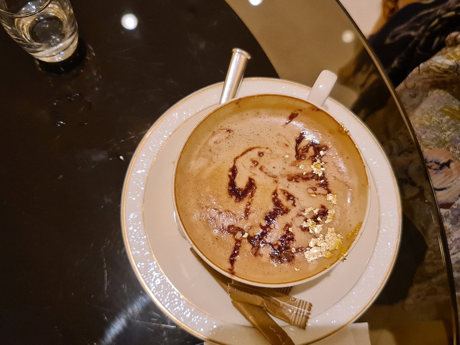 Cafea de aur Abu Dhabi