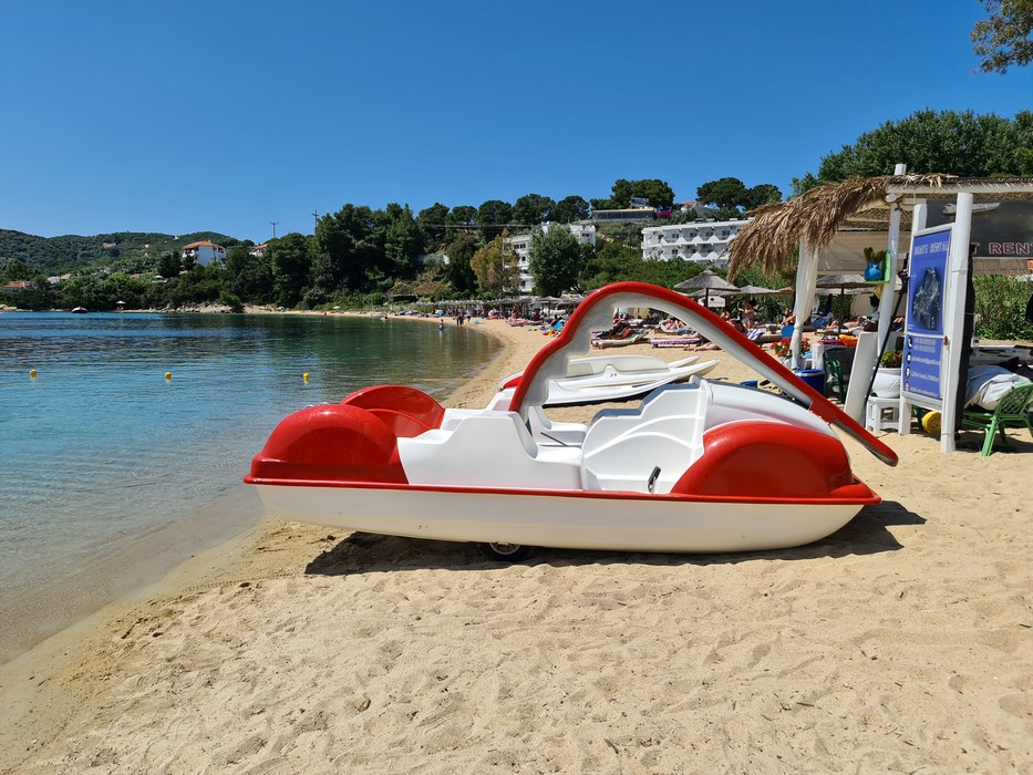 Vromolimnos beach