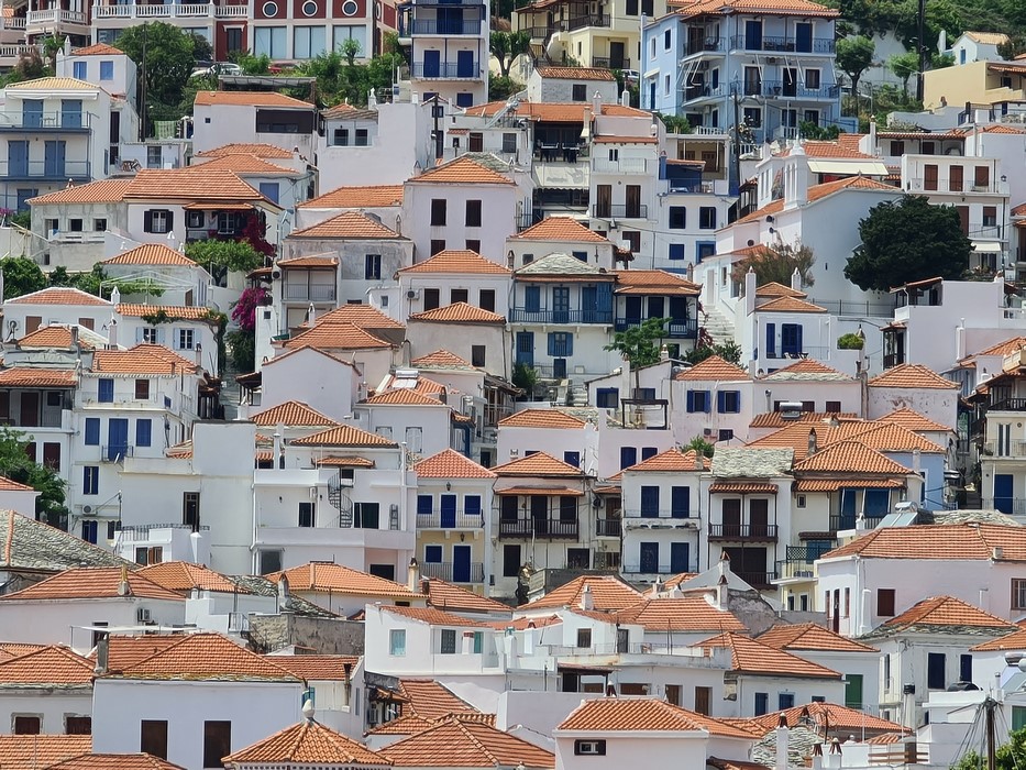 Flori Skopelos