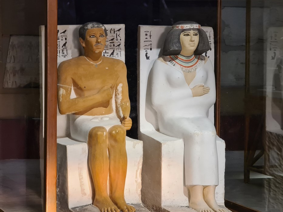 Statui egiptene