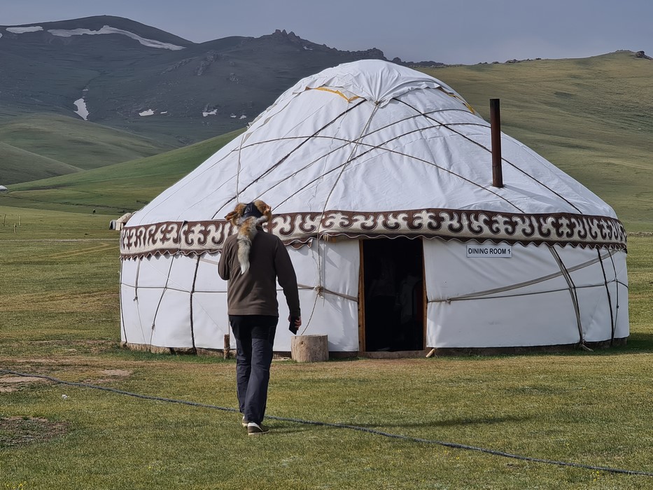 Restaurant Yurt Camp Song Kul