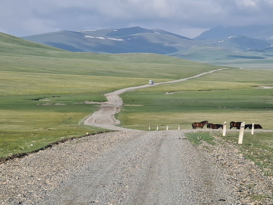 Song Kul road