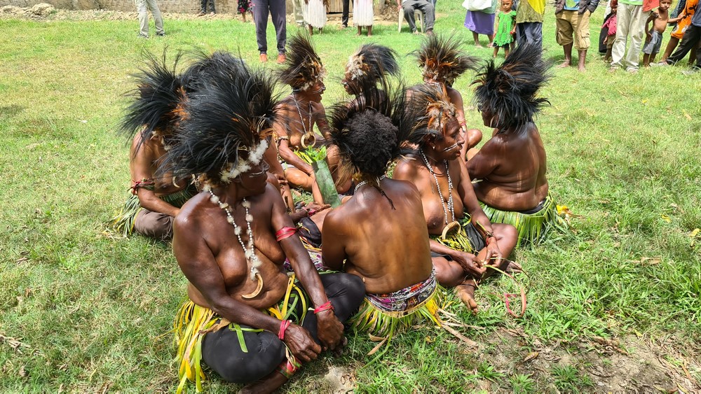 Triburi Papua Noua Guinee
