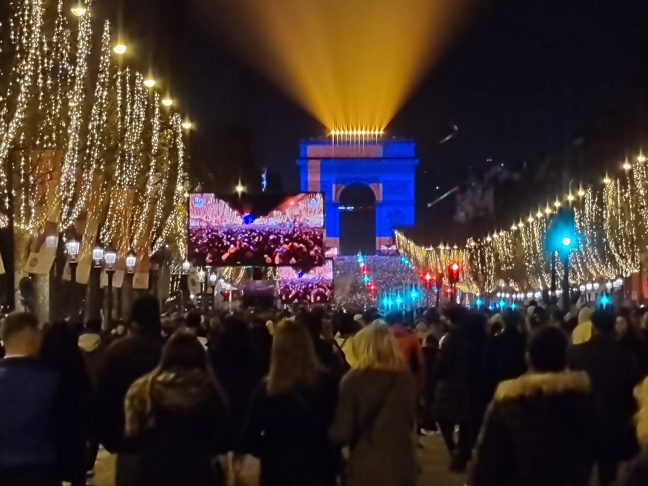 Proiectii Arcul de Triumf