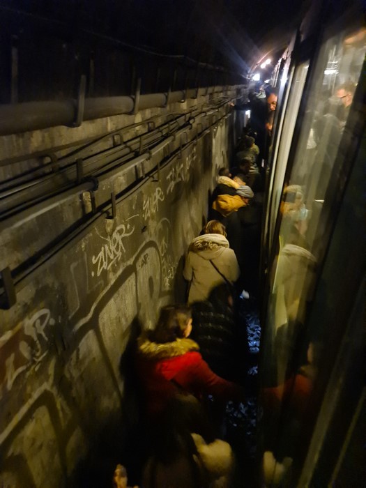 Accident Metrou Paris