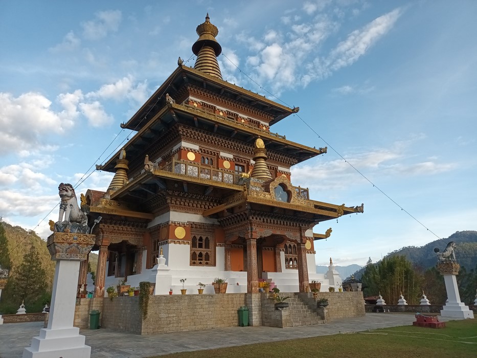 punakha khamsum yulley namgyal chorten