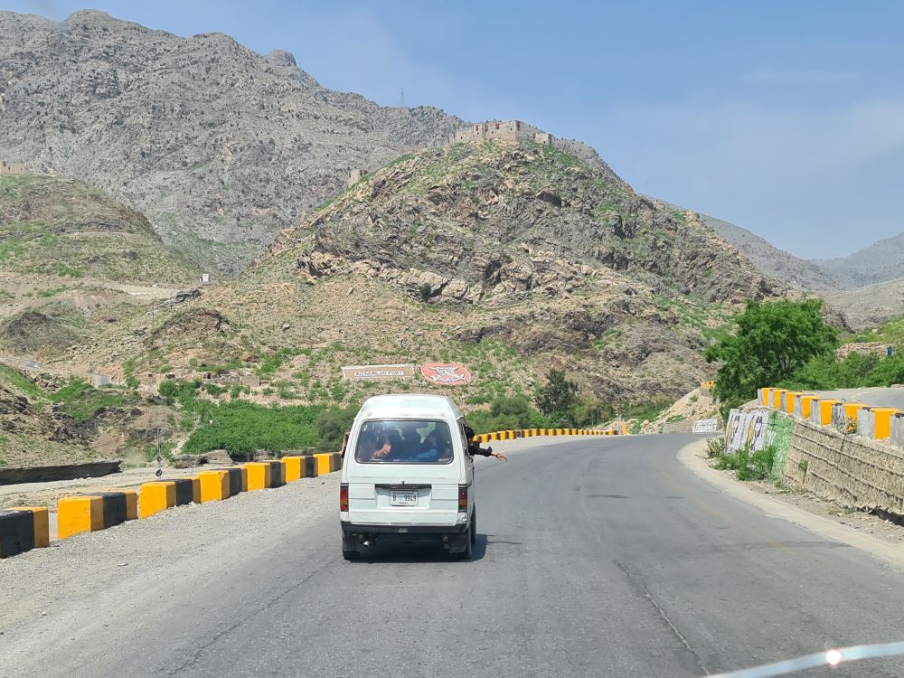 Spre Afghanistan
