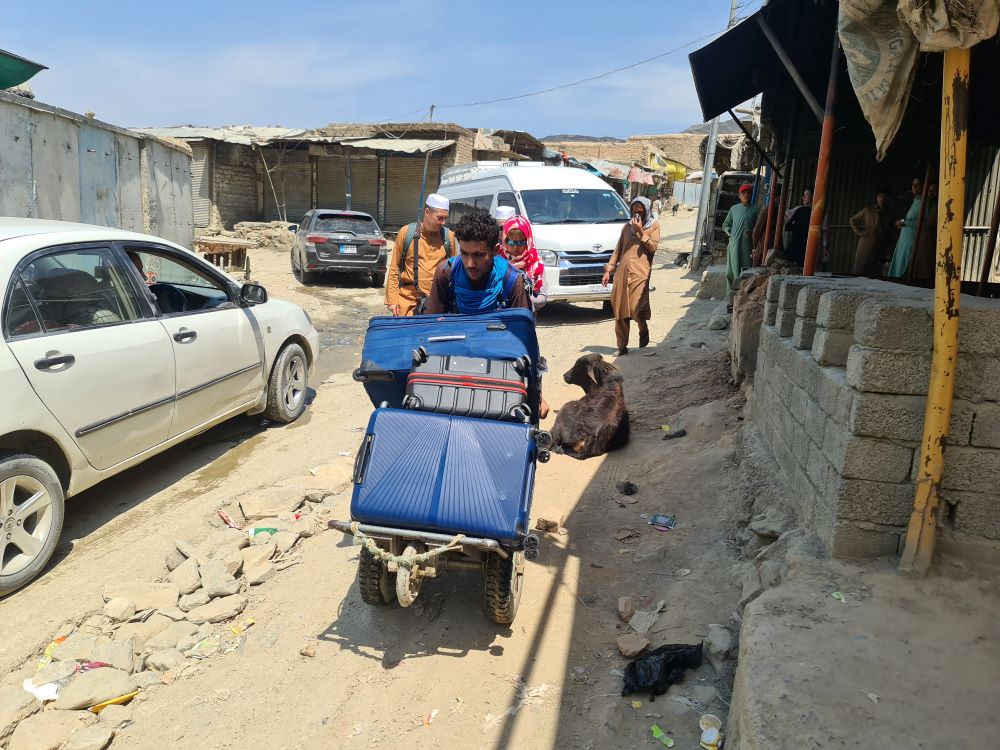Porter Pakistan