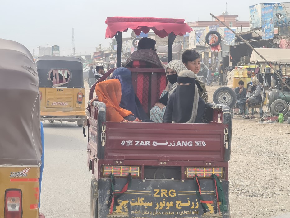 Transport femei