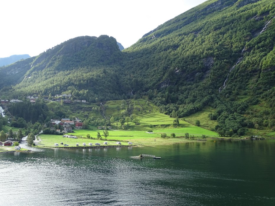 Pe malul fjorduri Norvegia