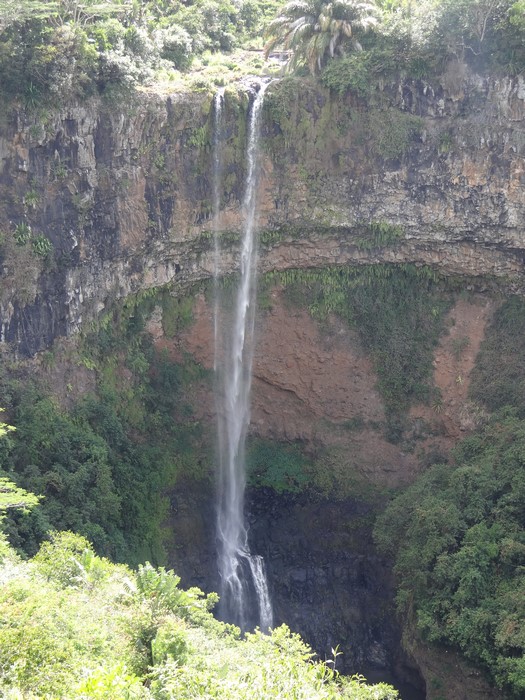 Cascada Chamarel
